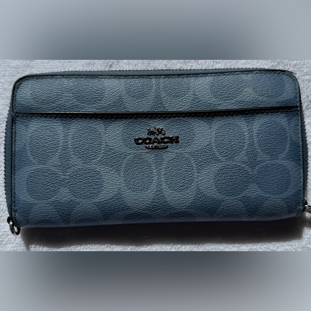 Coach Blue Zip-Around Leather Wallet with Silver Hardware